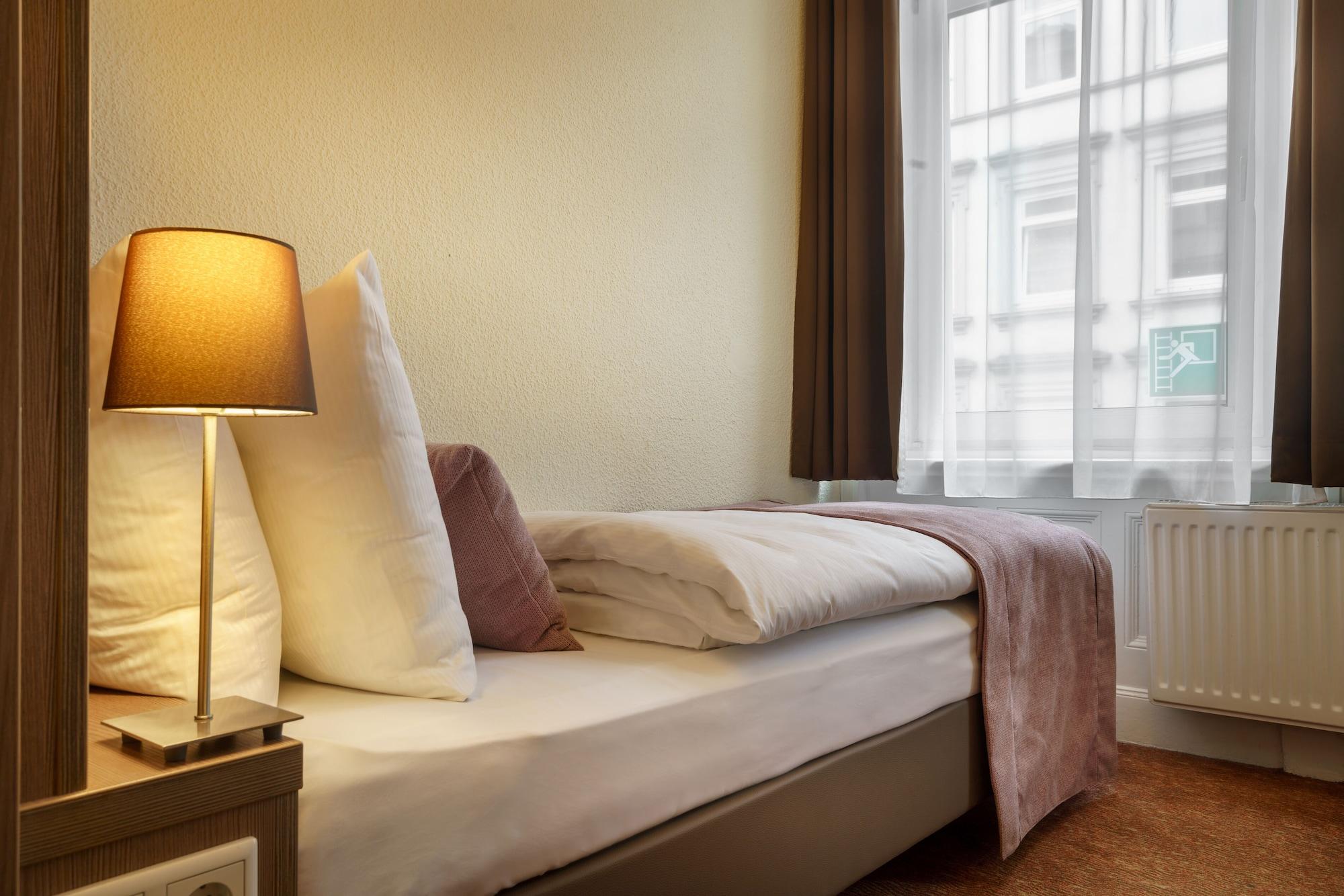 Hotel Alster Hamburg Eksteriør bilde