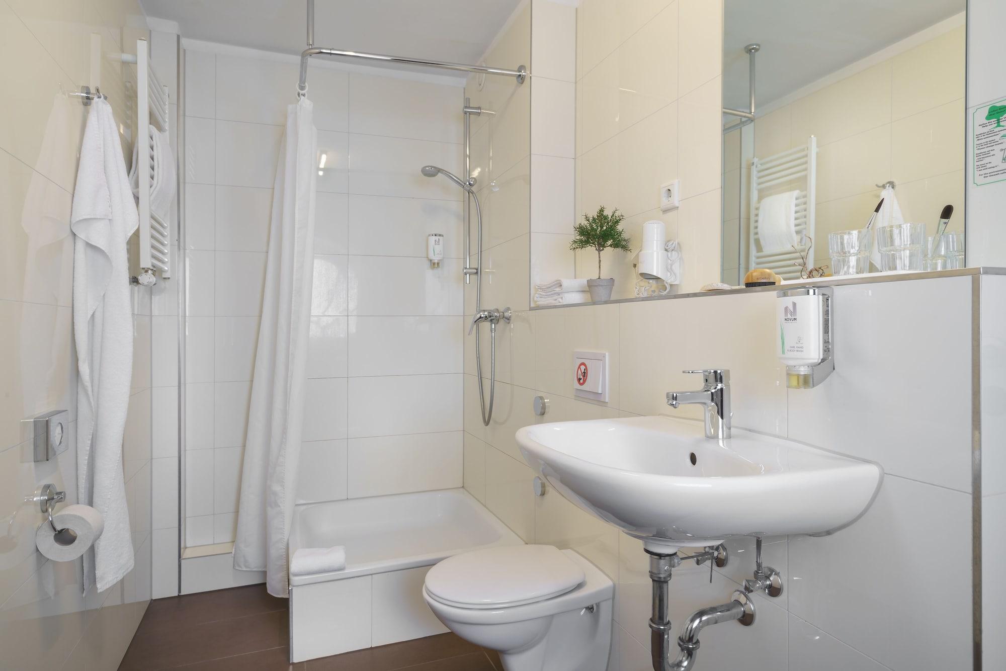 Hotel Alster Hamburg Eksteriør bilde