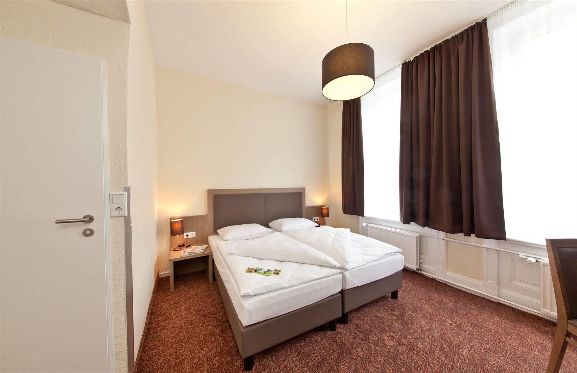 Hotel Alster Hamburg Eksteriør bilde