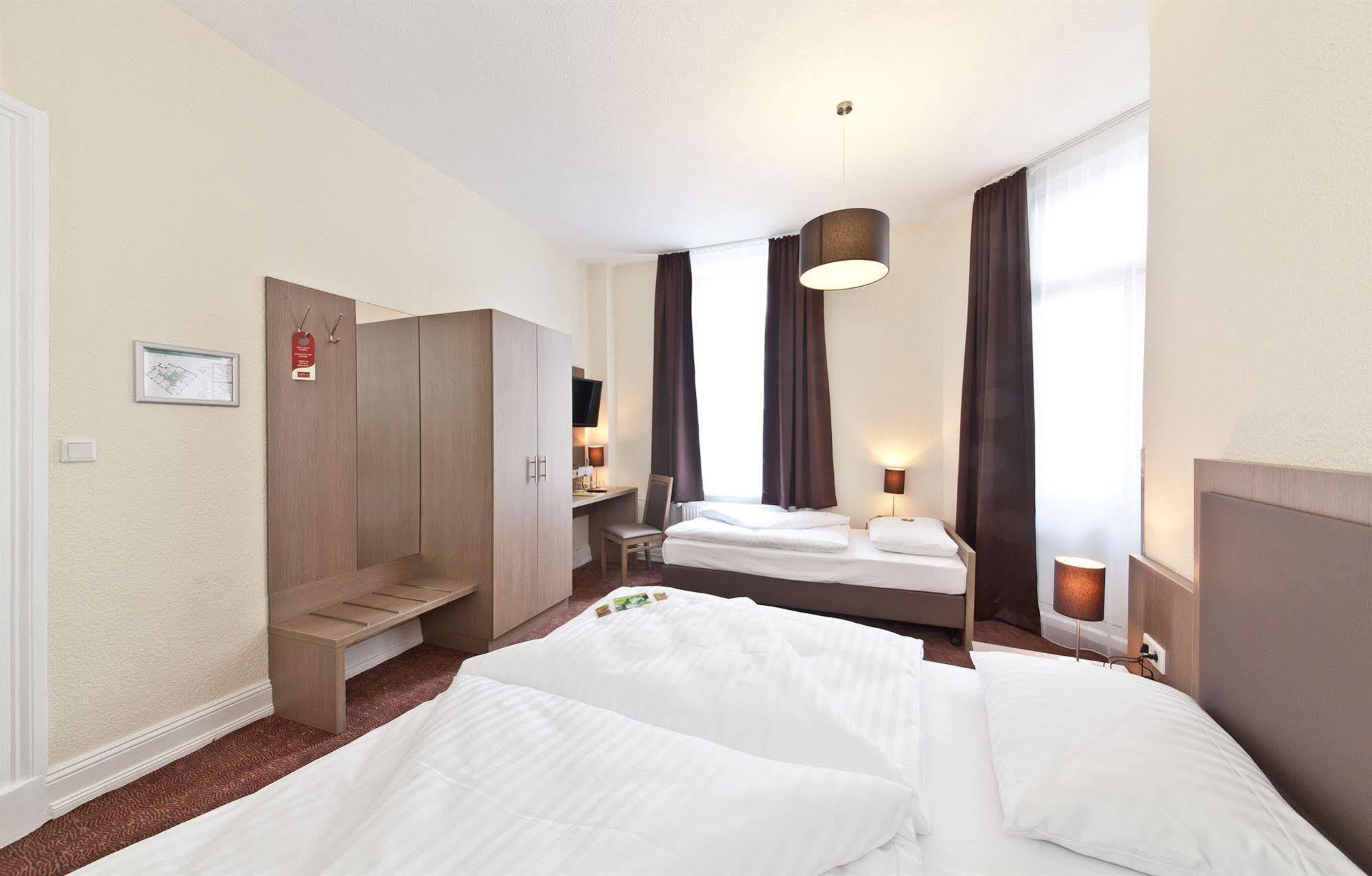 Hotel Alster Hamburg Eksteriør bilde